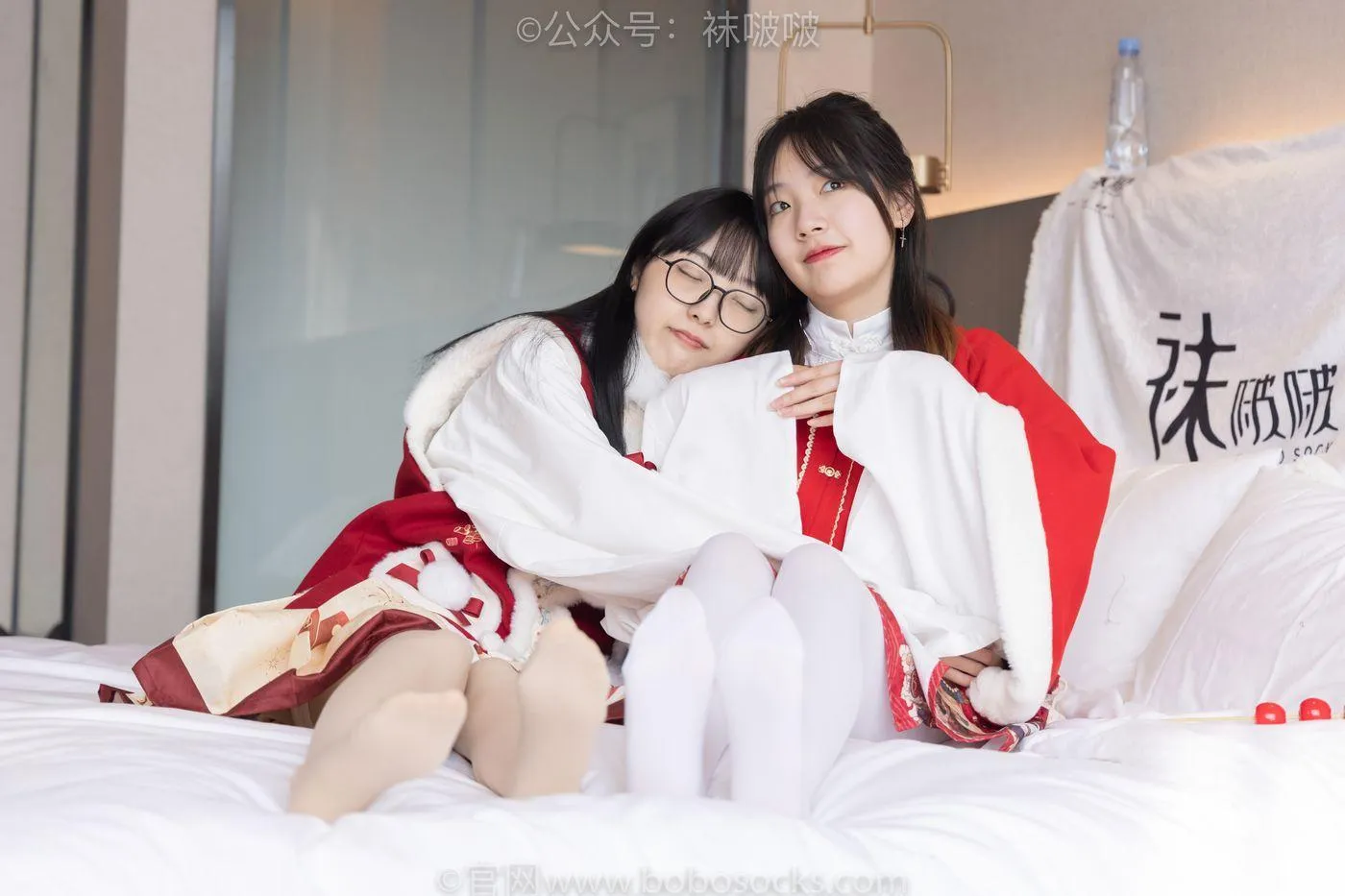 [BoBoSocks袜啵啵]NO.054 小甜豆与稚予-给大家拜年啦 [139P]插图2